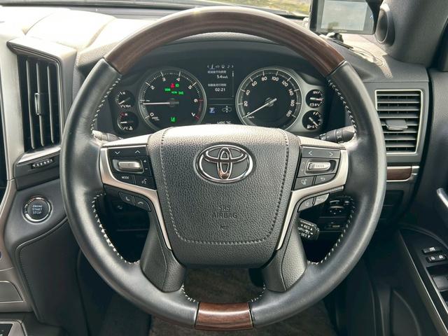 ランドクルーザー ZX 修復歴無 Grgoセキュリティ エアサス 純正20AW サンル-フ 純正SD9型ナビ・TV 18スピーカー 全周囲カメラ 茶革シート 冷暖房パワーシート シートメモリー ステアリングヒーター クルコン(26枚目)