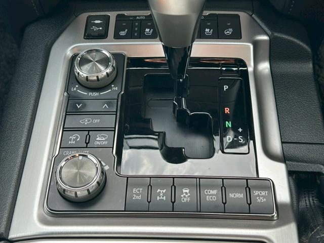 ランドクルーザー ZX 修復歴無 Grgoセキュリティ エアサス 純正20AW サンル-フ 純正SD9型ナビ・TV 18スピーカー 全周囲カメラ 茶革シート 冷暖房パワーシート シートメモリー ステアリングヒーター クルコン(33枚目)