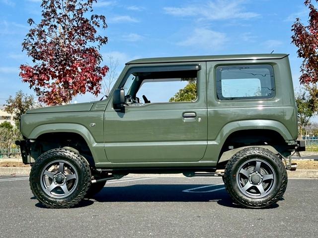 ジムニー ＸＧ　修復歴無　５速ＭＴ　ＭＯＮＳＴＥＲ　ＳＰＯＲＴ足廻リフトアップ　リーディングアーム　トレーリングアーム　ＰＥＭＭＹＬＡＮＥ前後バンパー　ＧＥＯＬＡＮＤＡＲ　Ｍ／Ｔ　社外マフラー　パイオニア７型ＳＤナビ（10枚目）