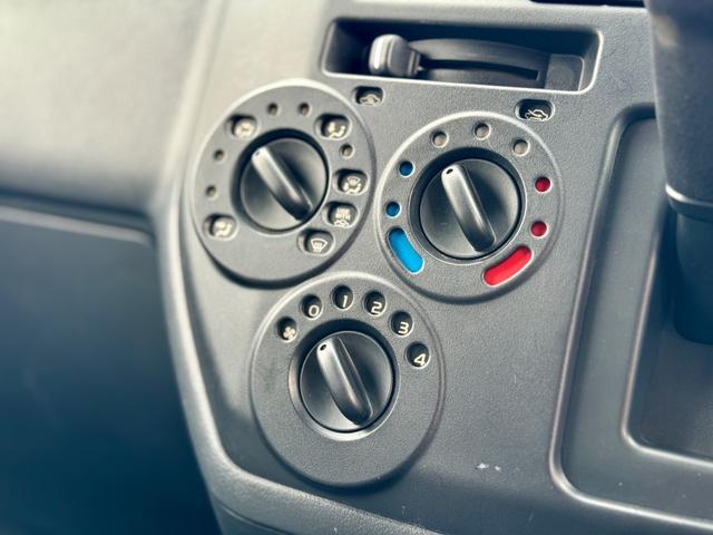 タウンエースバン GL 1年保証付・修復歴無 タコス製ハナ 架装ハイルーフ 走行24,600km 5人乗り 1ナンバー登録車両 最大積載量750kg 両側スライドドア 社外7型メモリーナビ・TV ETC キーレス スペアキー(32枚目)