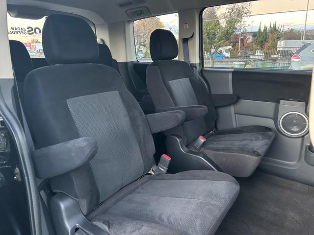 デリカD:5 修復無 JAOSスキッドバー・グリル 両側パワスラ 電動リアゲート 社外ナビ・Bカメラ Rockford 牽引免許不要トリガノキャンピングカー サイドオーニング ガスコンロ トイレ AC100V冷蔵庫(28枚目)