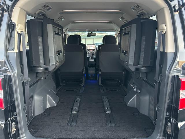 デリカD:5 修復無 JAOSスキッドバー・グリル 両側パワスラ 電動リアゲート 社外ナビ・Bカメラ Rockford 牽引免許不要トリガノキャンピングカー サイドオーニング ガスコンロ トイレ AC100V冷蔵庫(33枚目)