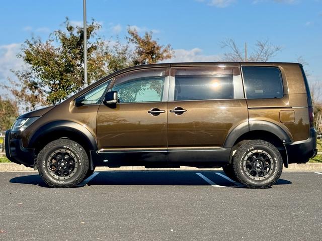 デリカD:5 G パワーパッケージ 修復歴無 ブラウン全塗装 社外サスリフトアップ JAOSオーバーフェンダー XTREMEJ16AW 社外LEDヘッドライト clarionナビ・TV・バックカメラ 両側パワスラ パドルシフト クルコン(10枚目)