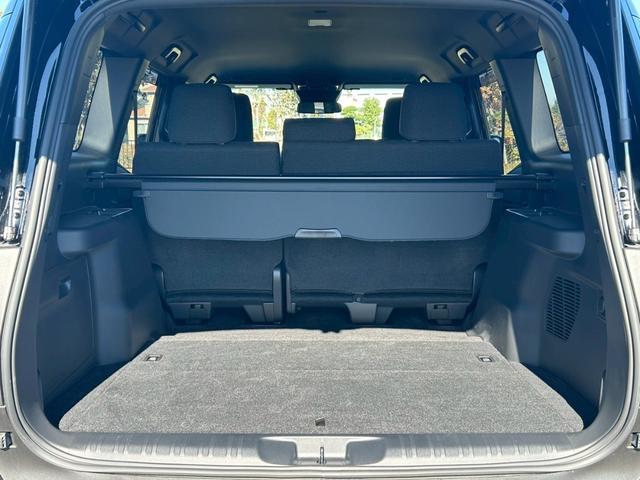 ランドクルーザー２５０ ＧＸ　ディーゼルターボ　新車保証書・記録簿　禁煙車　運転支援　ルーフレール　コーナーセンサー　純正ディスプレイオーディオ・ＴＶ・ＨＤＭＩ　全周囲カメラ　ナノイーエアコン　純正フロアマット　トノカバー　ＢＳＭ（22枚目）