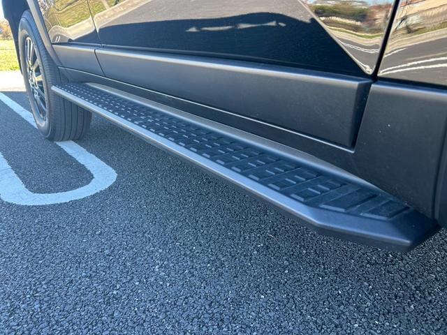 ランドクルーザー２５０ ＧＸ　ディーゼルターボ　新車保証書・記録簿　禁煙車　運転支援　ルーフレール　コーナーセンサー　純正ディスプレイオーディオ・ＴＶ・ＨＤＭＩ　全周囲カメラ　ナノイーエアコン　純正フロアマット　トノカバー　ＢＳＭ（63枚目）