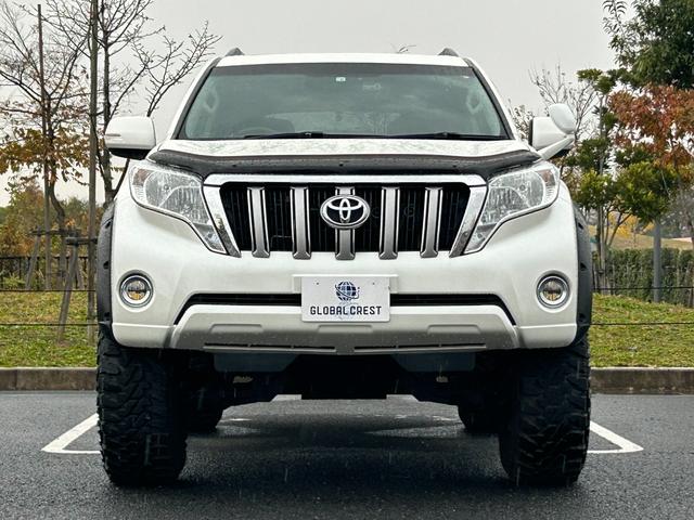 ランドクルーザープラド ＴＸ　新車保証書・記録簿　修復無　ＧＥＯＬＡＮＤＡＲ３５×１２．５ｉｎｃｈＭ／Ｔ　ＲＯＡＤＨＯＵＳＥオーバーフェンダー　Ｎ－ＦＡＢサイドステップ　ＧＡＮＡＤＯＲマフラー　ヒッチメンバー　ＳＤナビ・Ｂカメラ（7枚目）