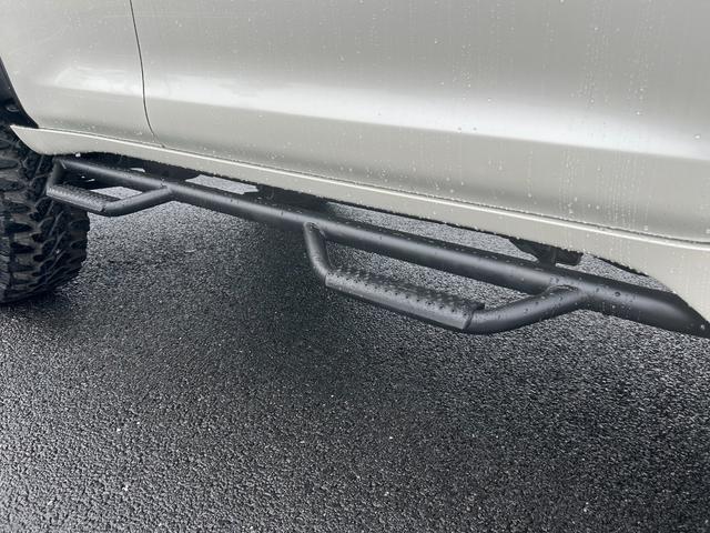 ランドクルーザープラド ＴＸ　新車保証書・記録簿　修復無　ＧＥＯＬＡＮＤＡＲ３５×１２．５ｉｎｃｈＭ／Ｔ　ＲＯＡＤＨＯＵＳＥオーバーフェンダー　Ｎ－ＦＡＢサイドステップ　ＧＡＮＡＤＯＲマフラー　ヒッチメンバー　ＳＤナビ・Ｂカメラ（45枚目）