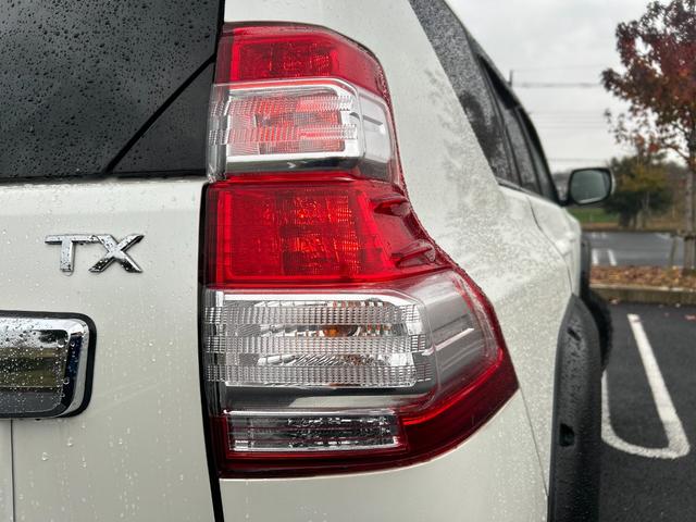 ランドクルーザープラド ＴＸ　新車保証書・記録簿　修復無　ＧＥＯＬＡＮＤＡＲ３５×１２．５ｉｎｃｈＭ／Ｔ　ＲＯＡＤＨＯＵＳＥオーバーフェンダー　Ｎ－ＦＡＢサイドステップ　ＧＡＮＡＤＯＲマフラー　ヒッチメンバー　ＳＤナビ・Ｂカメラ（49枚目）