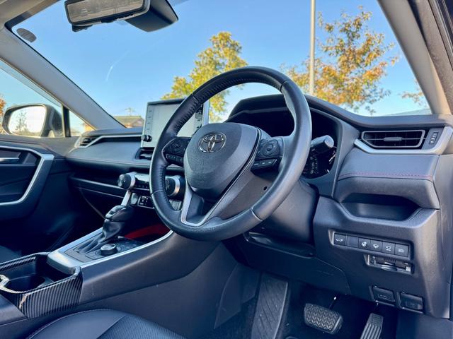 ＲＡＶ４ アドベンチャー　オフロードパッケージ　特別仕様車　ワンオ－ナ－　ＪＡＯＳプロテクタ－キット・リフトアップ　ＧＩ★ＧＥＡＲヒッチメンバ－　ＣＲＩＭＳＯＮ１６ＡＷ　ベ－スキャリア　純正ディスプレイオ－ディオ　全周囲カメラ　冷暖房付パワ－シ－ト（16枚目）