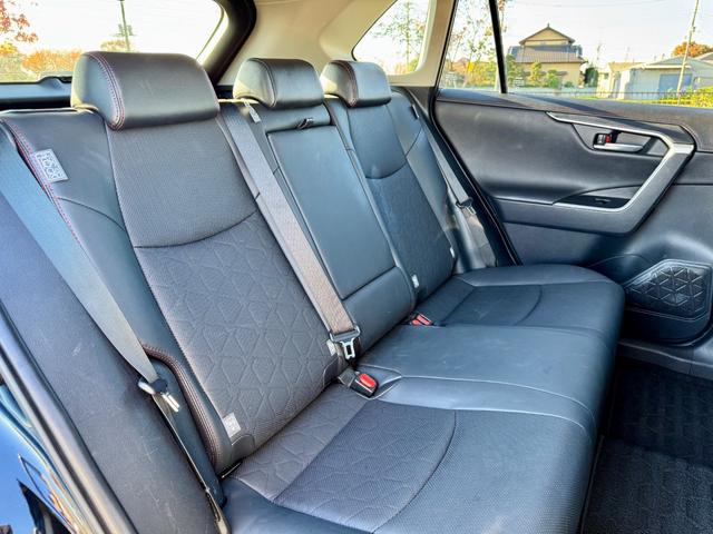 ＲＡＶ４ アドベンチャー　オフロードパッケージ　特別仕様車　ワンオ－ナ－　ＪＡＯＳプロテクタ－キット・リフトアップ　ＧＩ★ＧＥＡＲヒッチメンバ－　ＣＲＩＭＳＯＮ１６ＡＷ　ベ－スキャリア　純正ディスプレイオ－ディオ　全周囲カメラ　冷暖房付パワ－シ－ト（20枚目）