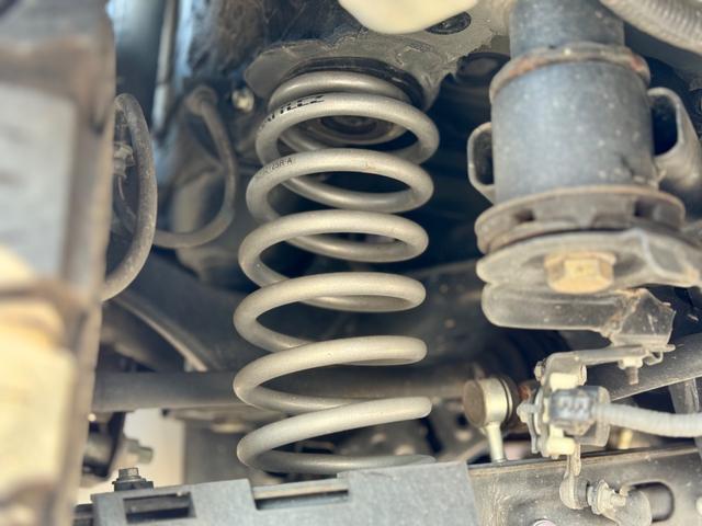 ＲＡＶ４ アドベンチャー　オフロードパッケージ　特別仕様車　ワンオ－ナ－　ＪＡＯＳプロテクタ－キット・リフトアップ　ＧＩ★ＧＥＡＲヒッチメンバ－　ＣＲＩＭＳＯＮ１６ＡＷ　ベ－スキャリア　純正ディスプレイオ－ディオ　全周囲カメラ　冷暖房付パワ－シ－ト（63枚目）