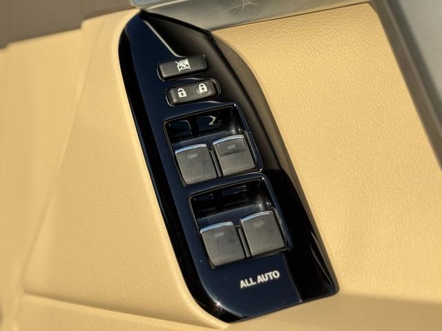 ランドクルーザープラド ＴＸ　Ｌパッケージ　修復無　ＤＵＢＬＥ　ＥＩＧＨＴフロントグリル　サンルーフ　リフトアップ社外足回り　ＴＺ－Ｇ用サイドステップ　プロコンプショックＡＬＰＩＮＥ９インチナビ　シートヒーター　パワーシート　クリアランスソナー（44枚目）