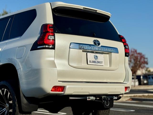 ランドクルーザープラド ＴＸ　Ｌパッケージ　修復無　ＤＵＢＬＥ　ＥＩＧＨＴフロントグリル　サンルーフ　リフトアップ社外足回り　ＴＺ－Ｇ用サイドステップ　プロコンプショックＡＬＰＩＮＥ９インチナビ　シートヒーター　パワーシート　クリアランスソナー（52枚目）