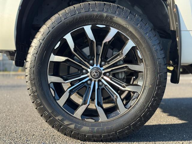 ランドクルーザープラド ＴＸ　Ｌパッケージ　修復無　ＤＵＢＬＥ　ＥＩＧＨＴフロントグリル　サンルーフ　リフトアップ社外足回り　ＴＺ－Ｇ用サイドステップ　プロコンプショックＡＬＰＩＮＥ９インチナビ　シートヒーター　パワーシート　クリアランスソナー（62枚目）