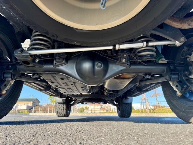 ランドクルーザープラド ＴＸ　Ｌパッケージ　修復無　ＤＵＢＬＥ　ＥＩＧＨＴフロントグリル　サンルーフ　リフトアップ社外足回り　ＴＺ－Ｇ用サイドステップ　プロコンプショックＡＬＰＩＮＥ９インチナビ　シートヒーター　パワーシート　クリアランスソナー（66枚目）