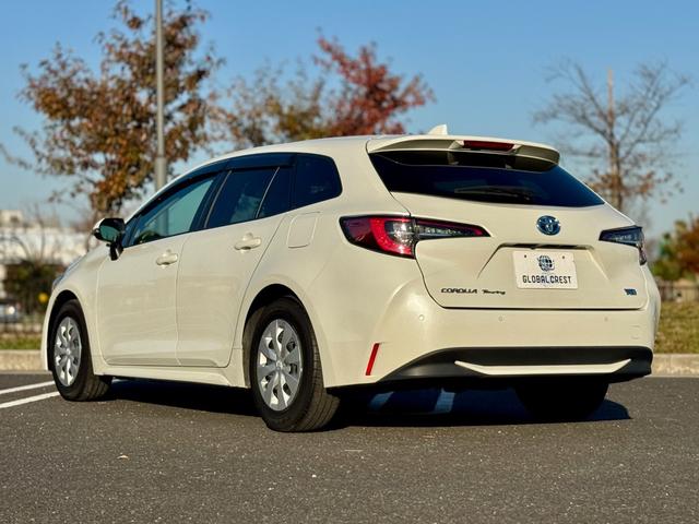 カローラツーリング ハイブリッド　Ｇ－Ｘ　プラス　ユーザー様買取車　特別仕様　禁煙車　修復歴無　運転支援　ＬＥＤヘッドライト　Ｆフォグ　コーナーセンサー　レーダークルコン　純正ディスプレイオーディオ　純正マット　トノカバー　ＥＴＣ２．０　スマートキー（14枚目）
