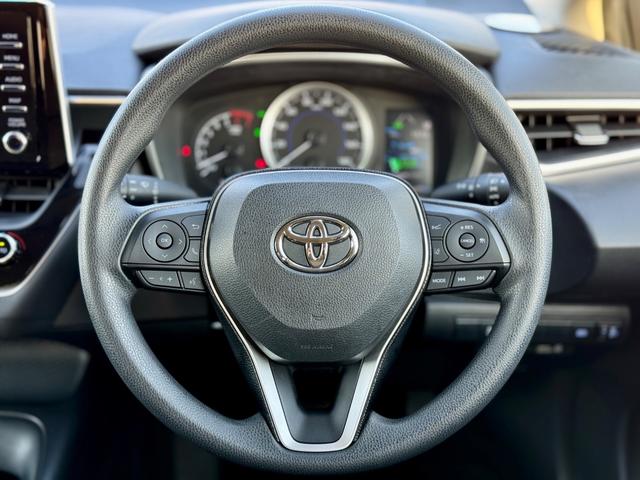 カローラツーリング ハイブリッド　Ｇ－Ｘ　プラス　ユーザー様買取車　特別仕様　禁煙車　修復歴無　運転支援　ＬＥＤヘッドライト　Ｆフォグ　コーナーセンサー　レーダークルコン　純正ディスプレイオーディオ　純正マット　トノカバー　ＥＴＣ２．０　スマートキー（28枚目）