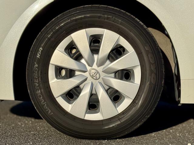 カローラツーリング ハイブリッド　Ｇ－Ｘ　プラス　ユーザー様買取車　特別仕様　禁煙車　修復歴無　運転支援　ＬＥＤヘッドライト　Ｆフォグ　コーナーセンサー　レーダークルコン　純正ディスプレイオーディオ　純正マット　トノカバー　ＥＴＣ２．０　スマートキー（56枚目）