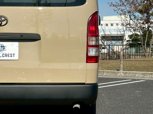 ハイエースワゴン DX 修復無 4WD 10人乗 ベージュ全塗装 GI★GEARルーフカーゴ ホワイトリボンタイヤ インナ-ブラックLEDヘッドライト 純正スライド小窓 純正ナビ・BT・Bカメラ ETC ドアバイザ キーレス(39枚目)