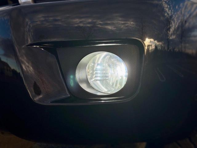 ハイラックスサーフ ＳＳＲ－Ｘリミテッド　６０ｔｈスペシャルＥＤ　ブラック全塗装　特別仕様車　修復無　サンルーフ　ＢＡＴＴＬＥＺリフトアップ　ＰＲＯＣＯＭＰＸＴＲＥＭＥ１６ＡＷ　ルーフレール　前後フォグ　純正ナビ・Ｂカメラ　ミラー一体型ＥＴＣ　１００Ｖ電源　キーレス（47枚目）