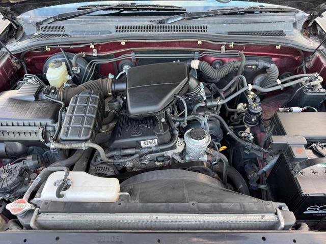 ハイラックスサーフ ＳＳＲ－Ｘリミテッド　６０ｔｈスペシャルＥＤ　ブラック全塗装　特別仕様車　修復無　サンルーフ　ＢＡＴＴＬＥＺリフトアップ　ＰＲＯＣＯＭＰＸＴＲＥＭＥ１６ＡＷ　ルーフレール　前後フォグ　純正ナビ・Ｂカメラ　ミラー一体型ＥＴＣ　１００Ｖ電源　キーレス（62枚目）