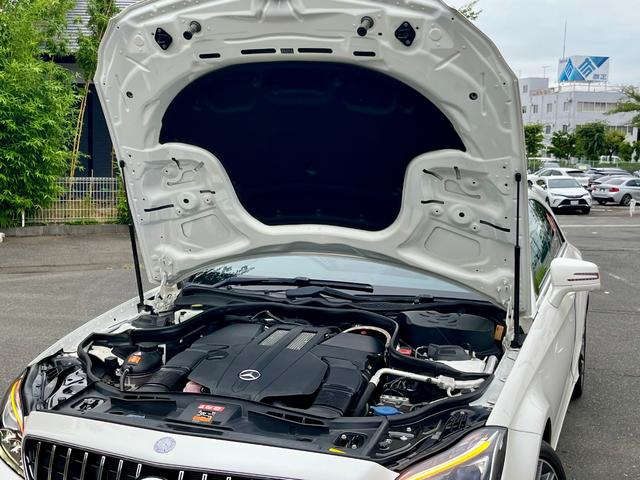 ＣＬＳクラス ＣＬＳ４００　ＡＭＧライン　チルト＆スライディングルーフ　パナメリカーナグリル　レーダーＳＦ　本革Ｐシート＆Ｈ　全方位モニター　キーレスゴー　純正ナビ　ＴＶ　Ｐトランク　ＬＥＤライト　Ｐトロニック　Ｔスポイラー（26枚目）
