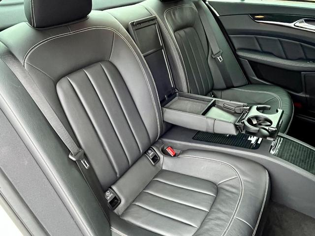 ＣＬＳクラス ＣＬＳ４００　ＡＭＧライン　チルト＆スライディングルーフ　パナメリカーナグリル　レーダーＳＦ　本革Ｐシート＆Ｈ　全方位モニター　キーレスゴー　純正ナビ　ＴＶ　Ｐトランク　ＬＥＤライト　Ｐトロニック　Ｔスポイラー（41枚目）