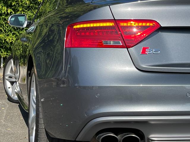 AUDI S5 BASE GRADE