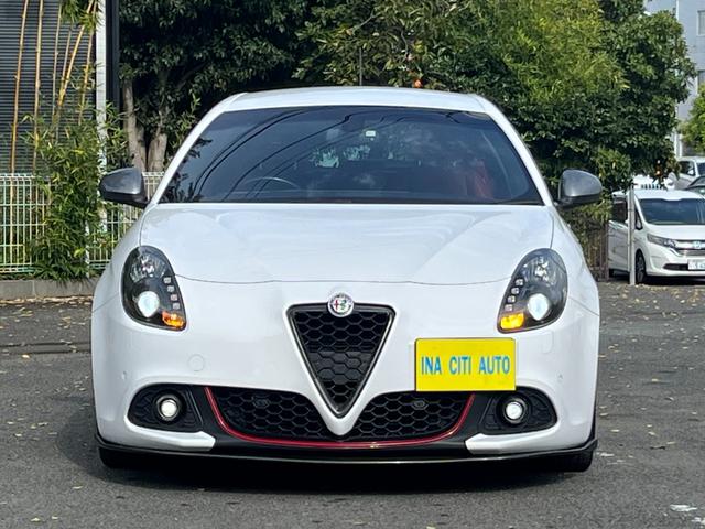 ジュリエッタ ヴェローチェ クオーレロッソ ワンオーナー 全国限定40台 アルファホワイト&レッドレザーシート 特別カラーコンビ車 パワーシート&ヒーター 純正OPカロナビ Bトゥース TV HID ETC クルコン 純正ブレンボ 純正18AW(2枚目)