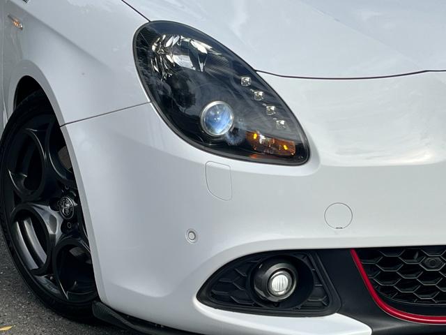 ジュリエッタ ヴェローチェ クオーレロッソ ワンオーナー 全国限定40台 アルファホワイト&レッドレザーシート 特別カラーコンビ車 パワーシート&ヒーター 純正OPカロナビ Bトゥース TV HID ETC クルコン 純正ブレンボ 純正18AW(14枚目)