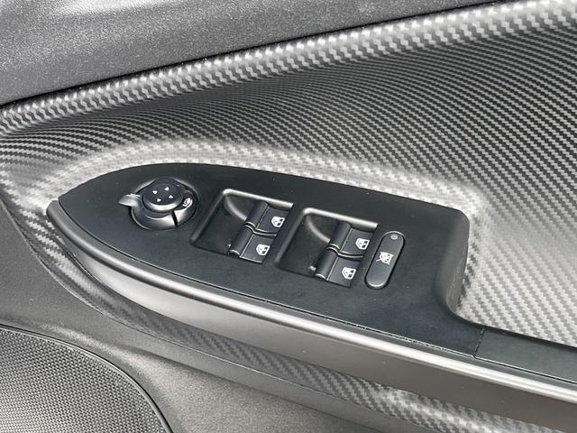 ジュリエッタ ヴェローチェ クオーレロッソ ワンオーナー 全国限定40台 アルファホワイト&レッドレザーシート 特別カラーコンビ車 パワーシート&ヒーター 純正OPカロナビ Bトゥース TV HID ETC クルコン 純正ブレンボ 純正18AW(28枚目)