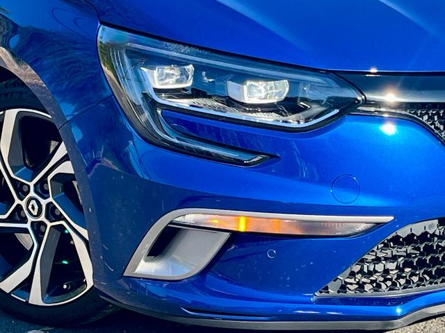 メガーヌ GT 1オーナー ハーフレザー 4コントロール Aカープレイ対応純正ディスプレーオーディオ Bトゥース バックカメラ USB ADAS Bスポット LEDライト ETC カードキー 純正18AW(16枚目)