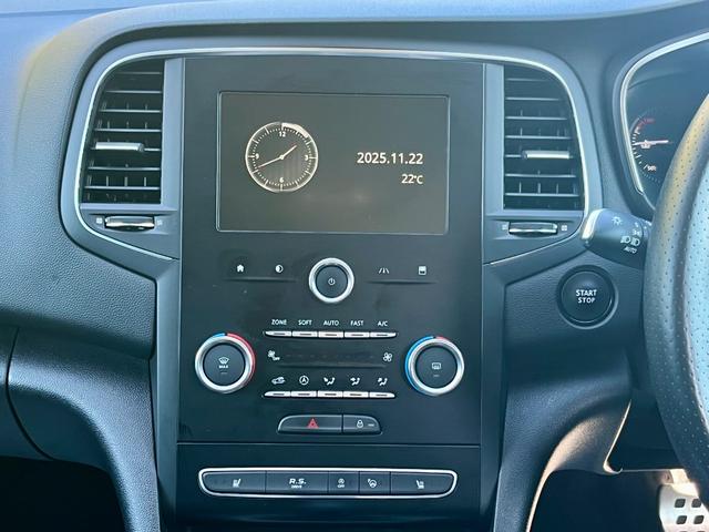 メガーヌ GT 1オーナー ハーフレザー 4コントロール Aカープレイ対応純正ディスプレーオーディオ Bトゥース バックカメラ USB ADAS Bスポット LEDライト ETC カードキー 純正18AW(59枚目)