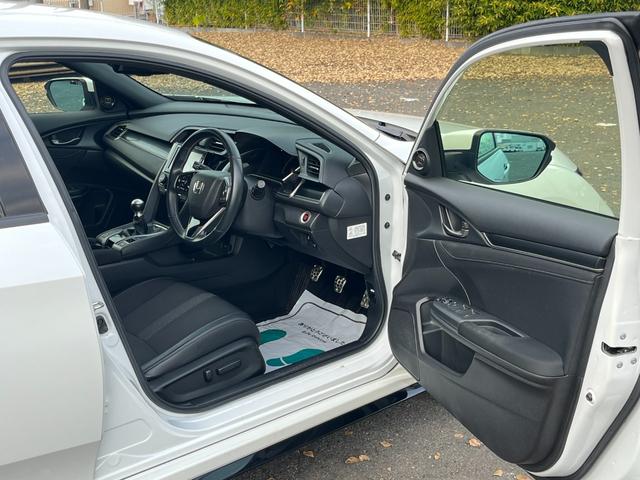 運転席ドア！ヒンジ部分もキレイです！