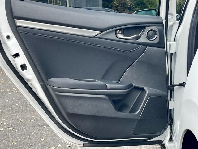 リアドア！ありがちな蹴り跡等みあたりません！