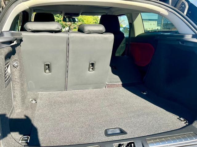 レンジローバーイヴォーククーペ ダイナミック パノラミックルーフ 赤黒レザーシート MERIDIANサウンド 純正ナビ シートヒーター ステアリングヒーター パワーリアゲート ETC F・S・Bカメラ HIDヘッドライト 純正20インチAW(46枚目)