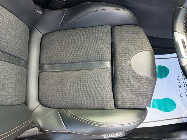 ３００８ ＧＴライン　ブルーＨＤｉ　衝突軽減Ｂ　ＡＣＣ　ＬＫＡ　ＢＳＭ　Ｂ＆Ｓカメラ　パークセンサー　半革　シートヒーター　Ｍ付パワーシート　ＰＷテールゲート　純正ディスプレイオーディオ　ＣａｒＰｌａｙ　ＢＴ　ＵＳＢ　ＬＥＤ　純１８ＡＷ（28枚目）