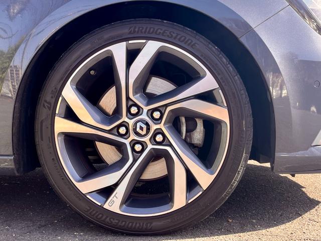 メガーヌ GT 1オーナー Aカープレイ 純正ディスプレィA FOCALサウンド Bトゥース Bカメラ USB デジタルミラー 前後ドラレコ 半革 Bスポット 4コントロール LEDライト ETC 純正18AW(18枚目)