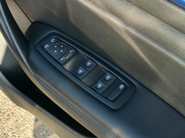 メガーヌ GT 1オーナー Aカープレイ 純正ディスプレィA FOCALサウンド Bトゥース Bカメラ USB デジタルミラー 前後ドラレコ 半革 Bスポット 4コントロール LEDライト ETC 純正18AW(31枚目)