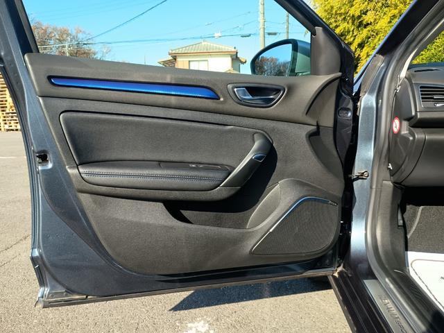 メガーヌ GT 1オーナー Aカープレイ 純正ディスプレィA FOCALサウンド Bトゥース Bカメラ USB デジタルミラー 前後ドラレコ 半革 Bスポット 4コントロール LEDライト ETC 純正18AW(39枚目)