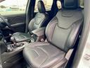 リミテッド　衝突軽減ブレーキ　ＬＥＤヘッドライト　クリアランスソナー　Ｕコネクトナビ　ＡｐｐｌｅＣａｒｐｌａｙ　黒革Ｐシート　シートヒーター＆ベンチレーション　アダプティクルーズ　電動リアゲート　純正１８ＡＷ（38枚目）