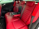 レッドレザーシート!シートに目立つキレやスレも無く良い状態を保っています!