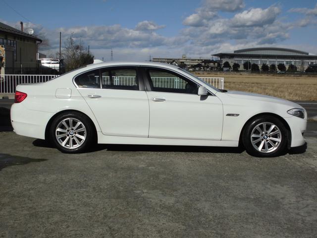 523i ハイライン 2.0ターボ 黒革 ナビ 地デジ(10枚目)