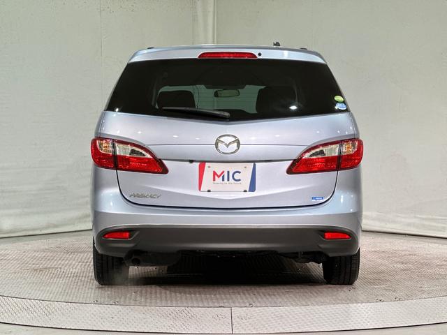 プレマシー ２０ＣＳ　ＥＴＣ　バックカメラ　ナビ　両側電動スライドドア　スマートキー　電動格納ミラー　３列シート　ＡＴ　ＣＤ　ＤＶＤ再生　ＵＳＢ　衝突安全ボディ　パワーステアリング　パワーウインドウ　エアバッグ（9枚目）