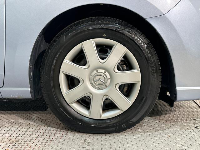 プレマシー ２０ＣＳ　ＥＴＣ　バックカメラ　ナビ　両側電動スライドドア　スマートキー　電動格納ミラー　３列シート　ＡＴ　ＣＤ　ＤＶＤ再生　ＵＳＢ　衝突安全ボディ　パワーステアリング　パワーウインドウ　エアバッグ（41枚目）