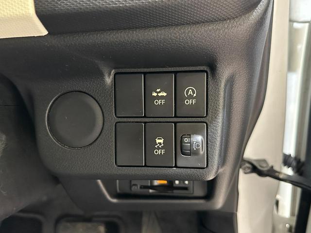 アルト Ｌ　ＥＴＣ　ナビ　ＴＶ　衝突被害軽減システム　キーレスエントリー　アイドリングストップ　シートヒーター　ＣＶＴ　盗難防止システム　ＡＢＳ　ＥＳＣ　ＣＤ（11枚目）