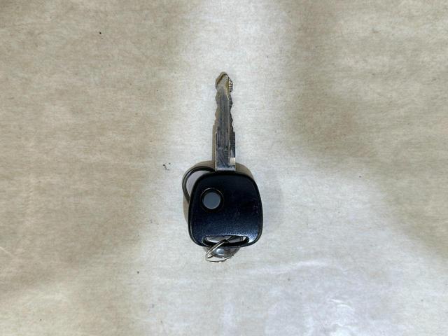 アルト Ｌ　ＥＴＣ　ナビ　ＴＶ　衝突被害軽減システム　キーレスエントリー　アイドリングストップ　シートヒーター　ＣＶＴ　盗難防止システム　ＡＢＳ　ＥＳＣ　ＣＤ（32枚目）