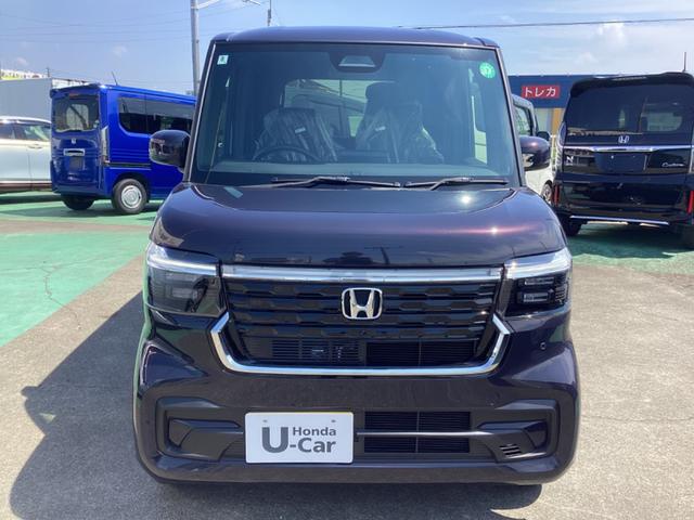 Ｎ－ＢＯＸカスタム ベースグレード　届出済み未使用車　コーナーセンサー　禁煙　クルーズコントロール　シートヒータ　ＬＥＤライト　レーンアシスト　エアバッグ　アイドリングストップ　オートエアコン　ＥＳＣ　パワーウィンドウ　ベンチシート（2枚目）