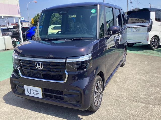 Ｎ－ＢＯＸカスタム ベースグレード　届出済み未使用車　コーナーセンサー　禁煙　クルーズコントロール　シートヒータ　ＬＥＤライト　レーンアシスト　エアバッグ　アイドリングストップ　オートエアコン　ＥＳＣ　パワーウィンドウ　ベンチシート（3枚目）