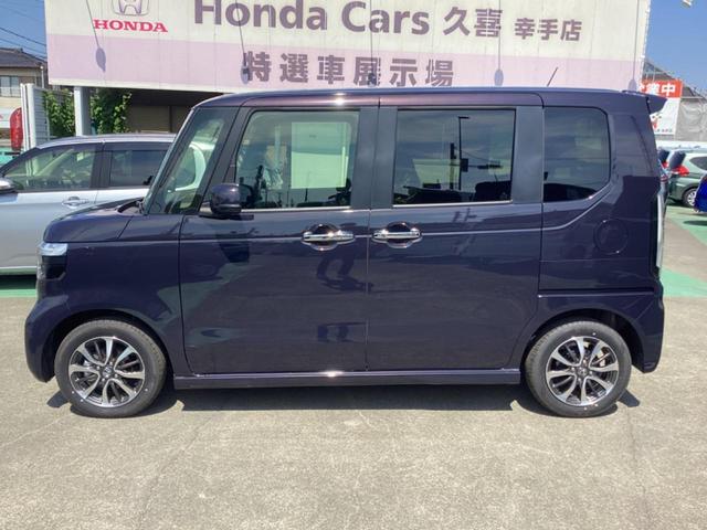 Ｎ－ＢＯＸカスタム ベースグレード　届出済み未使用車　コーナーセンサー　禁煙　クルーズコントロール　シートヒータ　ＬＥＤライト　レーンアシスト　エアバッグ　アイドリングストップ　オートエアコン　ＥＳＣ　パワーウィンドウ　ベンチシート（4枚目）